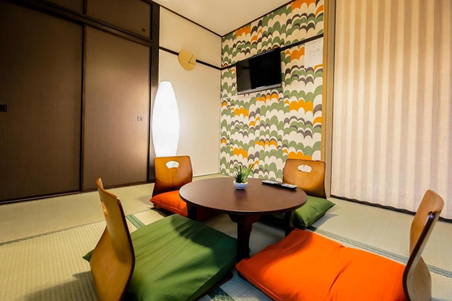 Funhouse-To North Umeda Guestresidence Ōsaka Zimmer foto